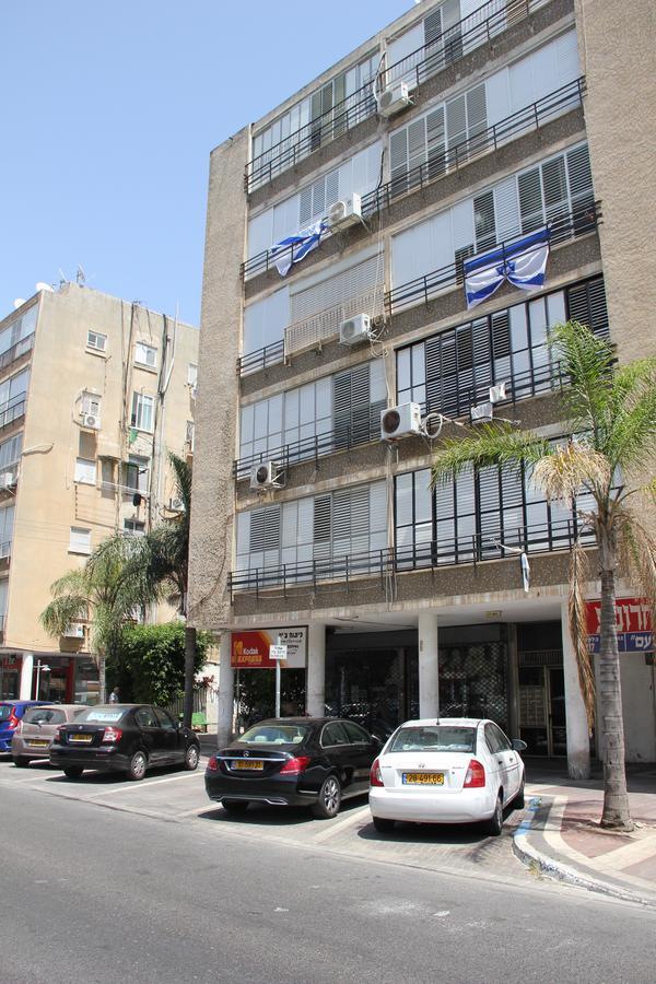 Apartments4You Dinara Bat Yam Exterior foto