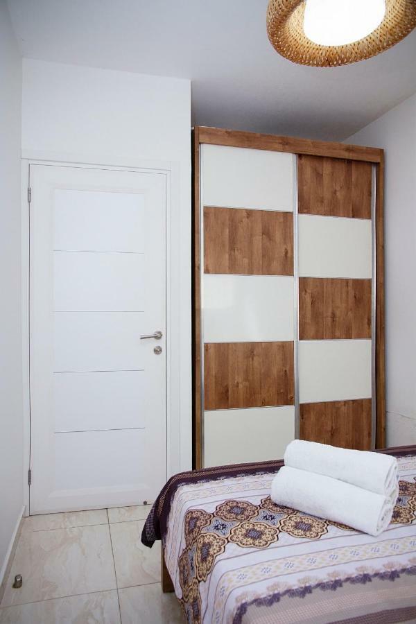 Apartments4You Dinara Bat Yam Exterior foto