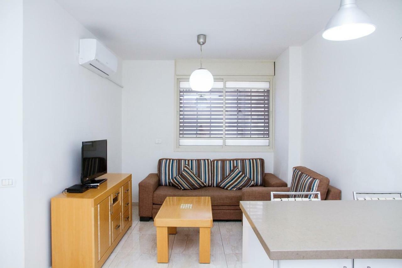 Apartments4You Dinara Bat Yam Exterior foto